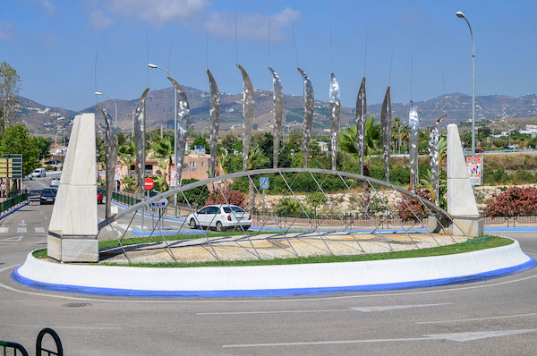 Robert Harding statue, Nerja