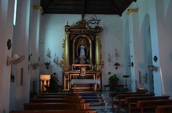 La Iglesia de Nuestra Señora de las Maravillas, Maro, interior