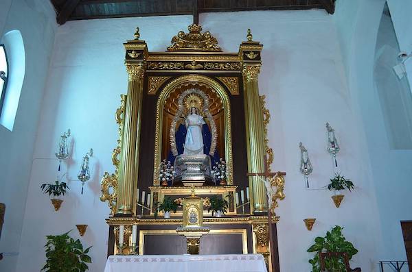 Interior of La Iglesia de Nuestra Señora de las Maravillas, Maro