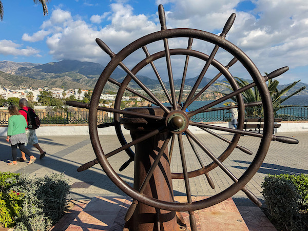 Ship's wheel, Nerja