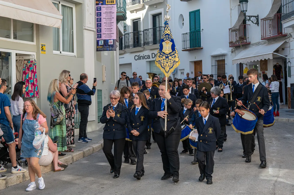 Easter thrones procession in Nerja 3