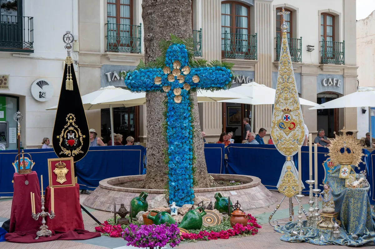 May Cross, Nerja