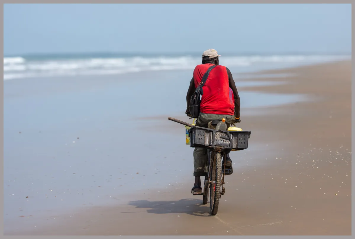 bike on beach with frame