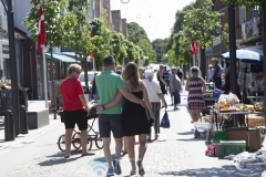 Kræmmermarked i midtbyen - folkedansere på torvet - 2. juni 2018