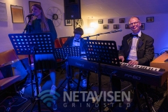 Carla Eriksen, Oliver Lilleøre og John Skou sørgede for musikalsk underholdning fra kl. 23 til midnat - Foto: René Lind Gammelmark