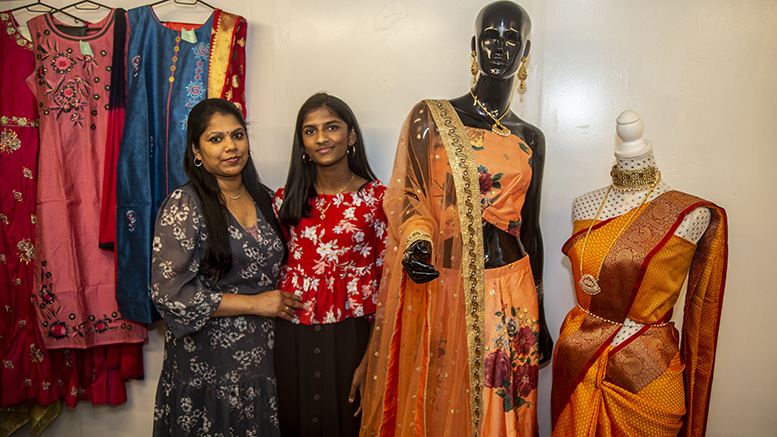 Varnakavi Textiles sælger Tamilsk festtøj på Fanøvej - Netavisen Grindsted