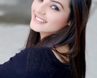 Pakistani actress, model and singer Sadia Khan in talks for a Bollywood film