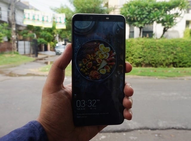 TecnoCamon X Pro Review - A challenging midranger with reasonable specs