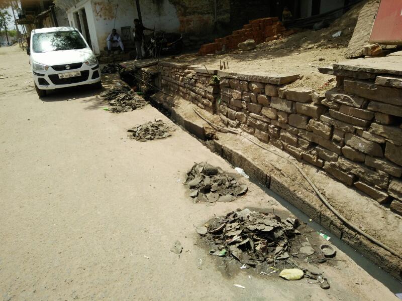 रायसेन नगर में कई जगह लगा है कचरे का ढेर, नपा प्रशासन पर लापरवाही बरतने का आरोप | New India Times