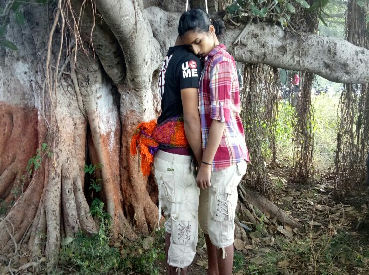 प्रेमी युगल ने फांसी लगाकर की आत्महत्या | New India Times