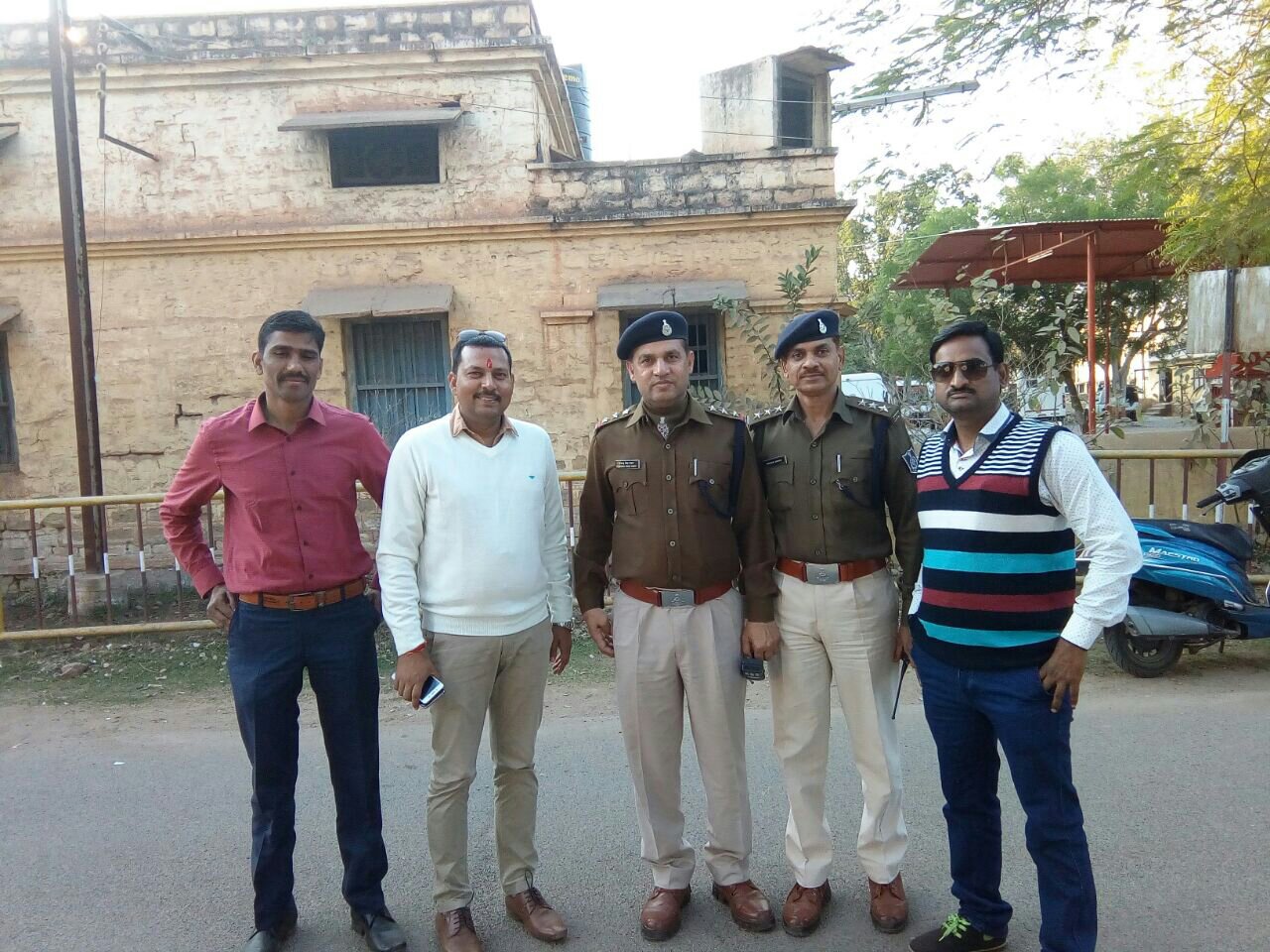 मानव अधिकार प्रोटेक्शन के संभागीय अध्यक्ष श्री राजेंद्र झा ने पुलिस लाइन बहोड़ापुर में किया निरीक्षण | New India Times