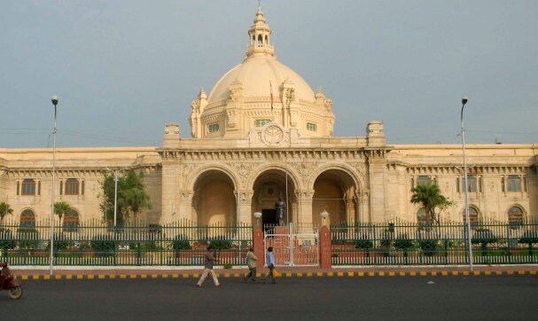 कांग्रेस विधायक अदिति सिंह ने विधानसभा में सरकारी विद्यालयों की जर्जर स्थिति का उठाया मुद्दा | New India Times