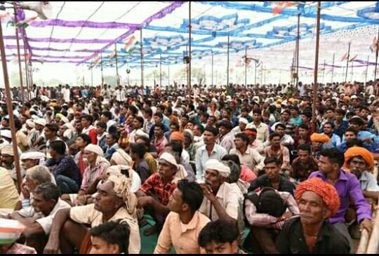 उज्जैन महाकाल की नगरी से पूजा अर्चना कर कांग्रेस अध्यक्ष राहुल गांधी झाबुआ पहुंचे, सभा को किया संबोधित | New India Times
