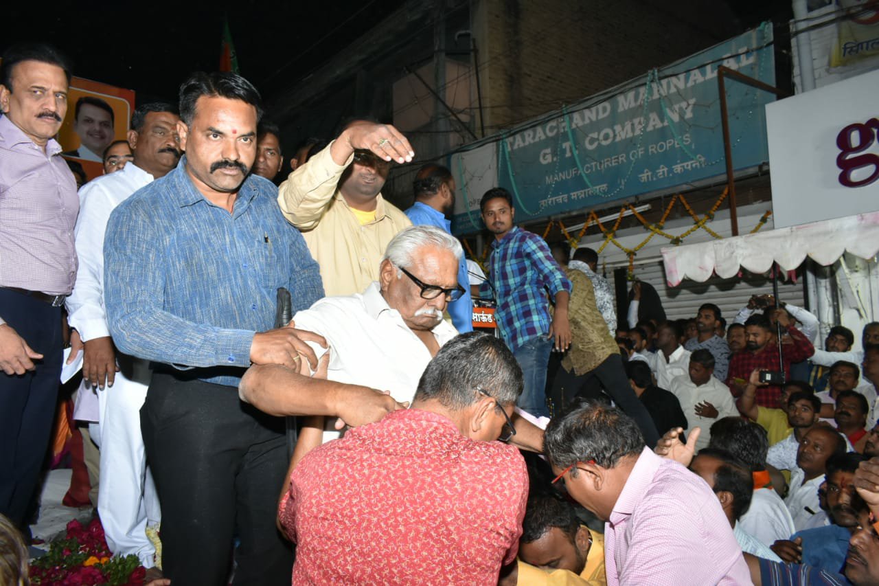 धुलिया मनपा चुनाव: दो गुटों में बंटी बीजेपी, दानवे की रैली में विधायक गोटे ने किया हंगामा | New India Times