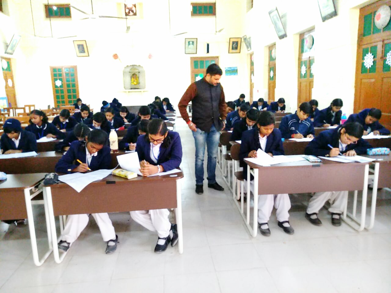 ब्वायज व गर्ल्स स्कूल में प्रतिभा खोज परीक्षा का हुआ आयोजन | New India Times