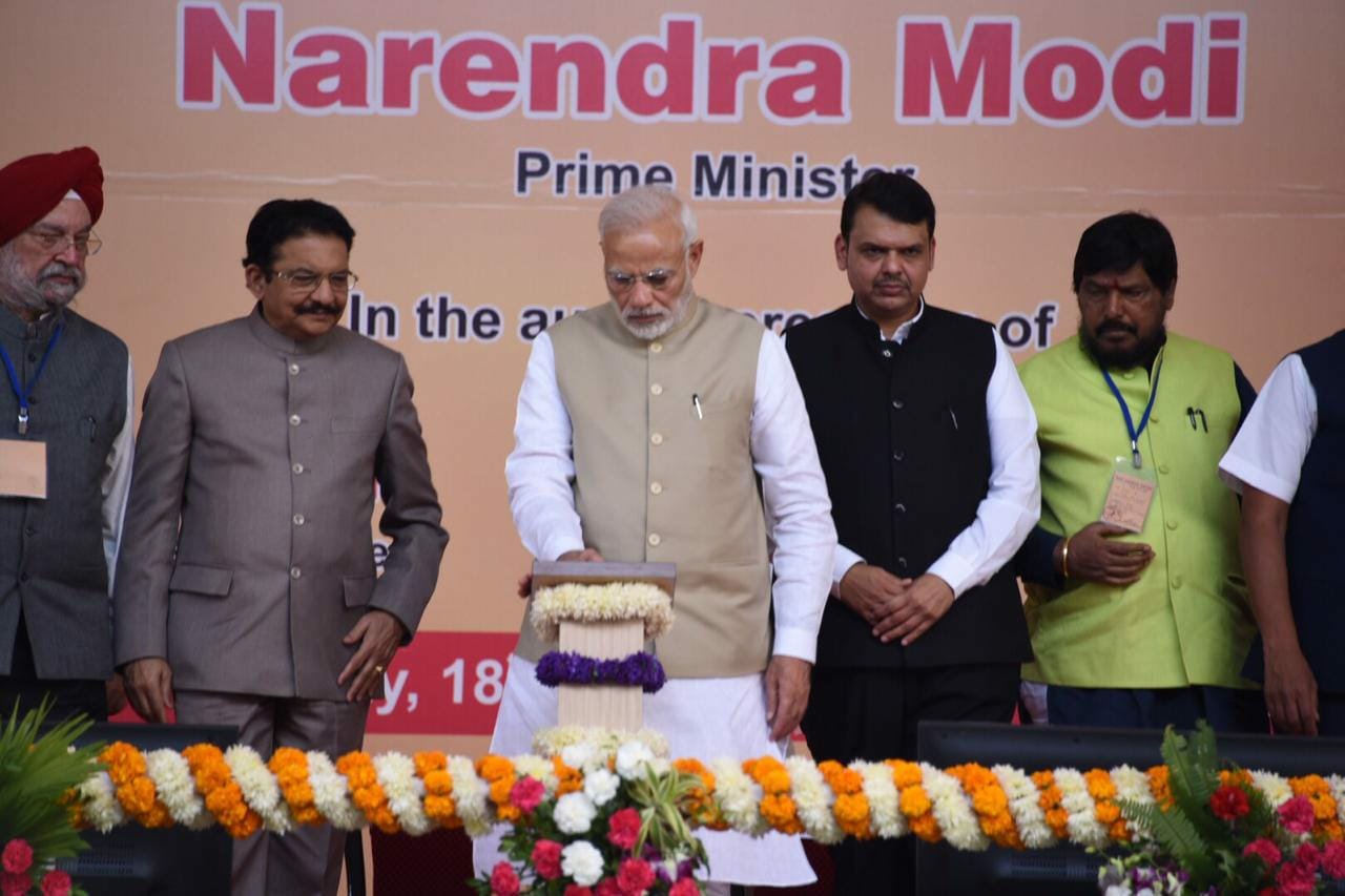 प्रधानमंत्री नरेन्द्र मोदी ने महाराष्ट्र के कल्याण शहर में 33 हजार करोड़ से ज्यादा के प्रकल्पों का किया भूमिपूजन | New India Times
