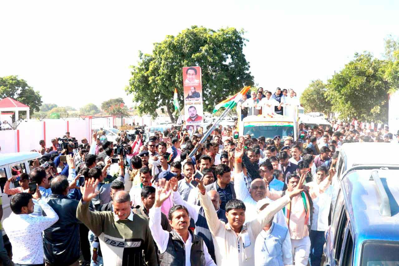 मध्यप्रदेश के मुख्यमंत्री कमल नाथ के छिन्दवाड़ा पहुंचने पर नागरिकों ने किया भव्य एवं आत्मीय स्वागत | New India Times