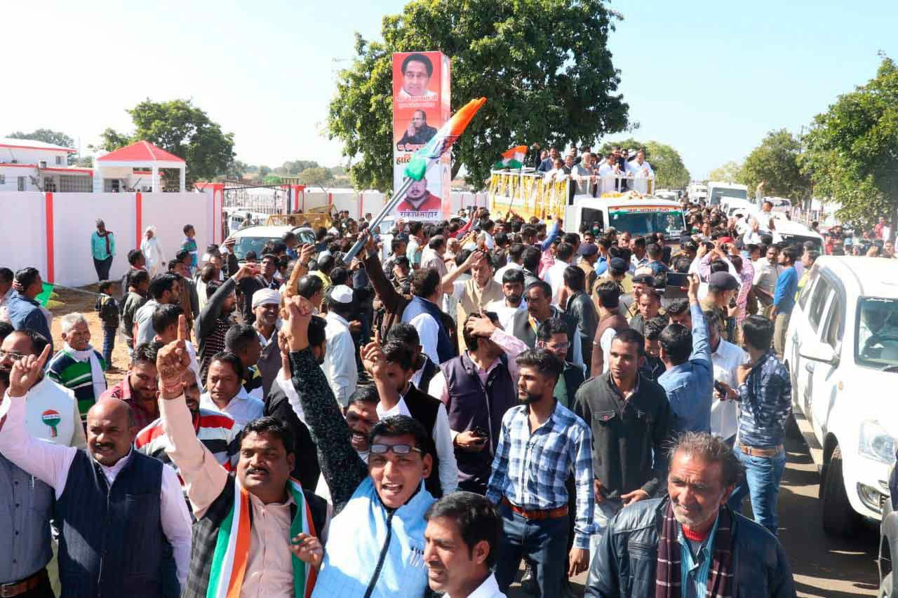 मध्यप्रदेश के मुख्यमंत्री कमल नाथ के छिन्दवाड़ा पहुंचने पर नागरिकों ने किया भव्य एवं आत्मीय स्वागत | New India Times