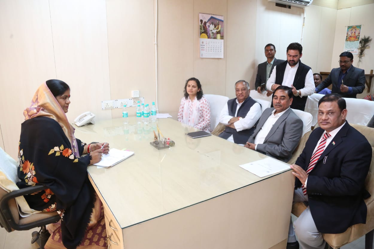 सशक्त वाहिनी अभियान में युवतियों और बालिकाओं को तहसील स्तर पर प्रशिक्षण देने की हो व्यवस्था: मंत्री श्रीमती इमरती देवी | New India Times