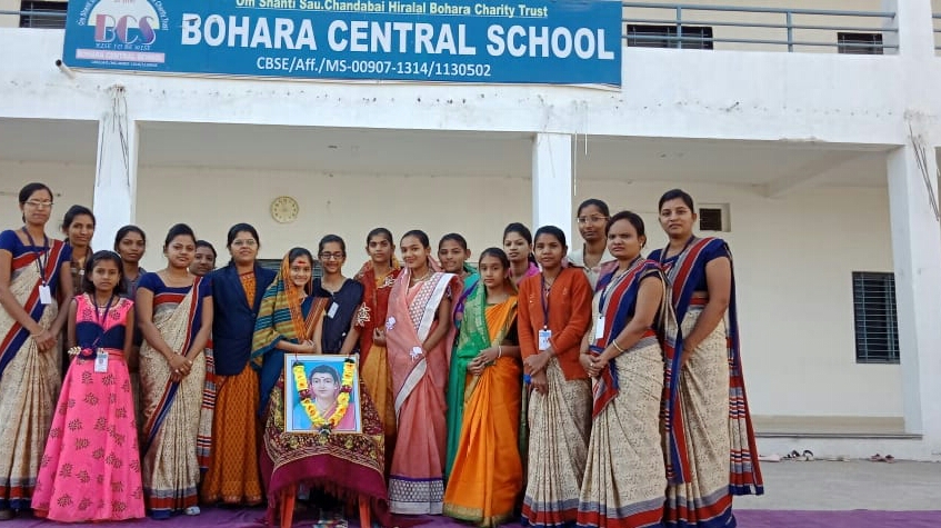 भारत की पहली महिला अध्यापिका, स्त्रीमुक्तिदाता व महान समाज सुधारिका श्रीमती सावित्रीमाई फुले की जयंती पर हुआ कार्यक्रम का आयोजन | New India Times