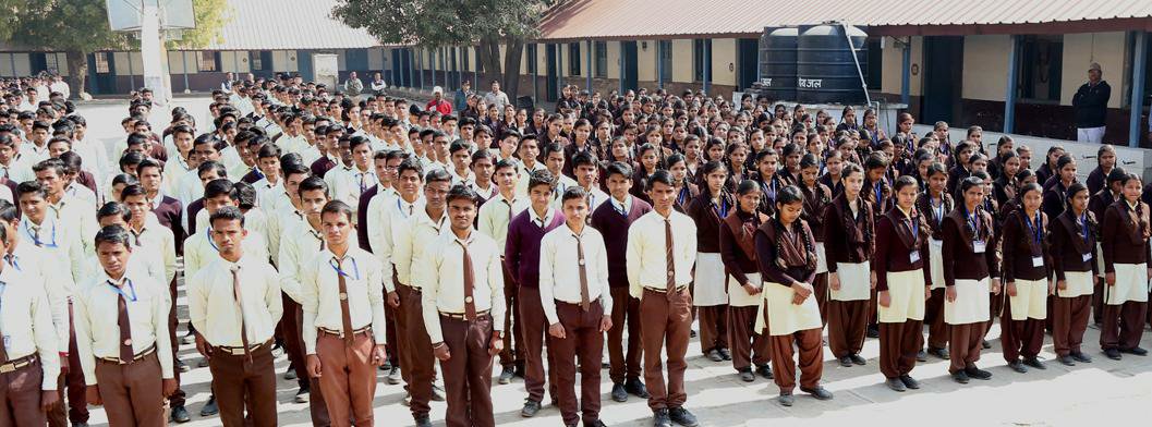 कठोर परिश्रम करें, अच्छे संस्थानों में पढ़ाई के अवसर मिलेंगे जहां सम्मान व  संतुष्टी भी मिलेगी: कलेक्टर नीरज कुमार सिंह | New India Times