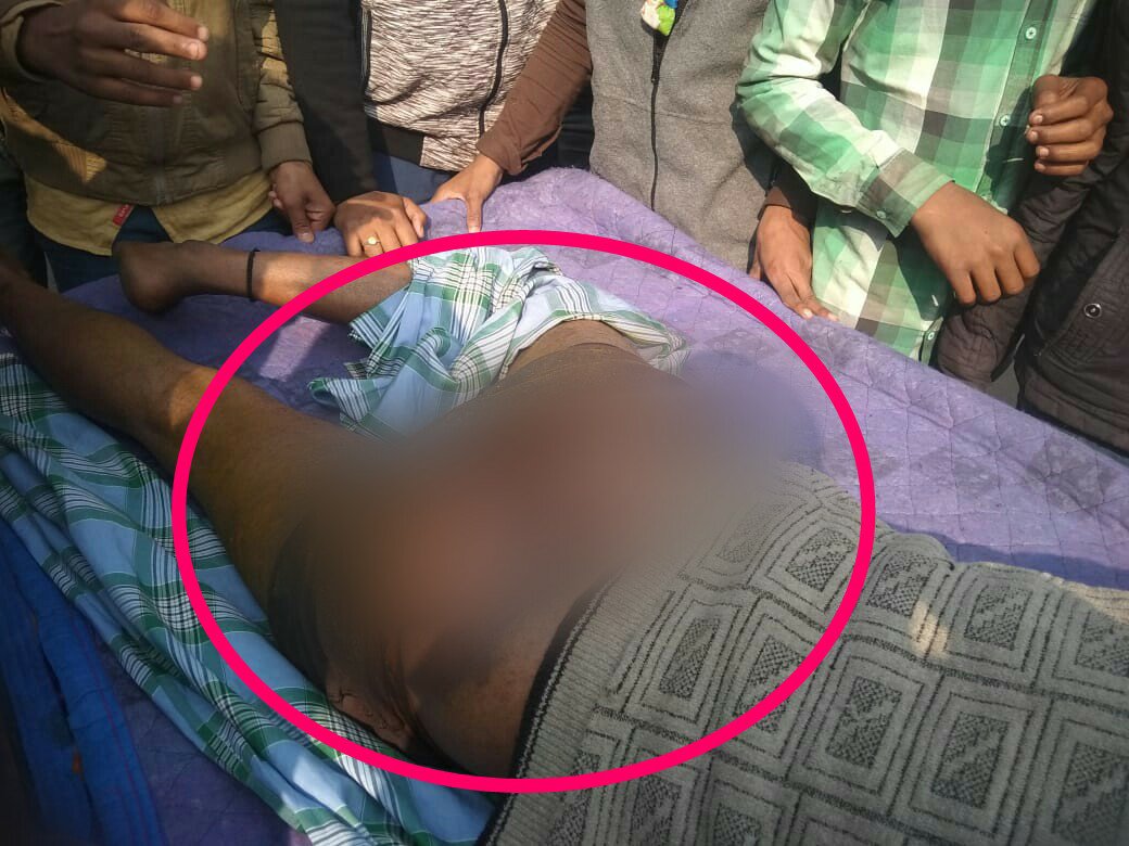 गौमांस के शक के आधार पर युवक की पिटाई करने वाले एक पुलिस कर्मी का एसपी ने किया तबादला दूसरे को लाइन हाजिर, थानाध्यक्ष पर कोई कार्रवाई नहीं | New India Times