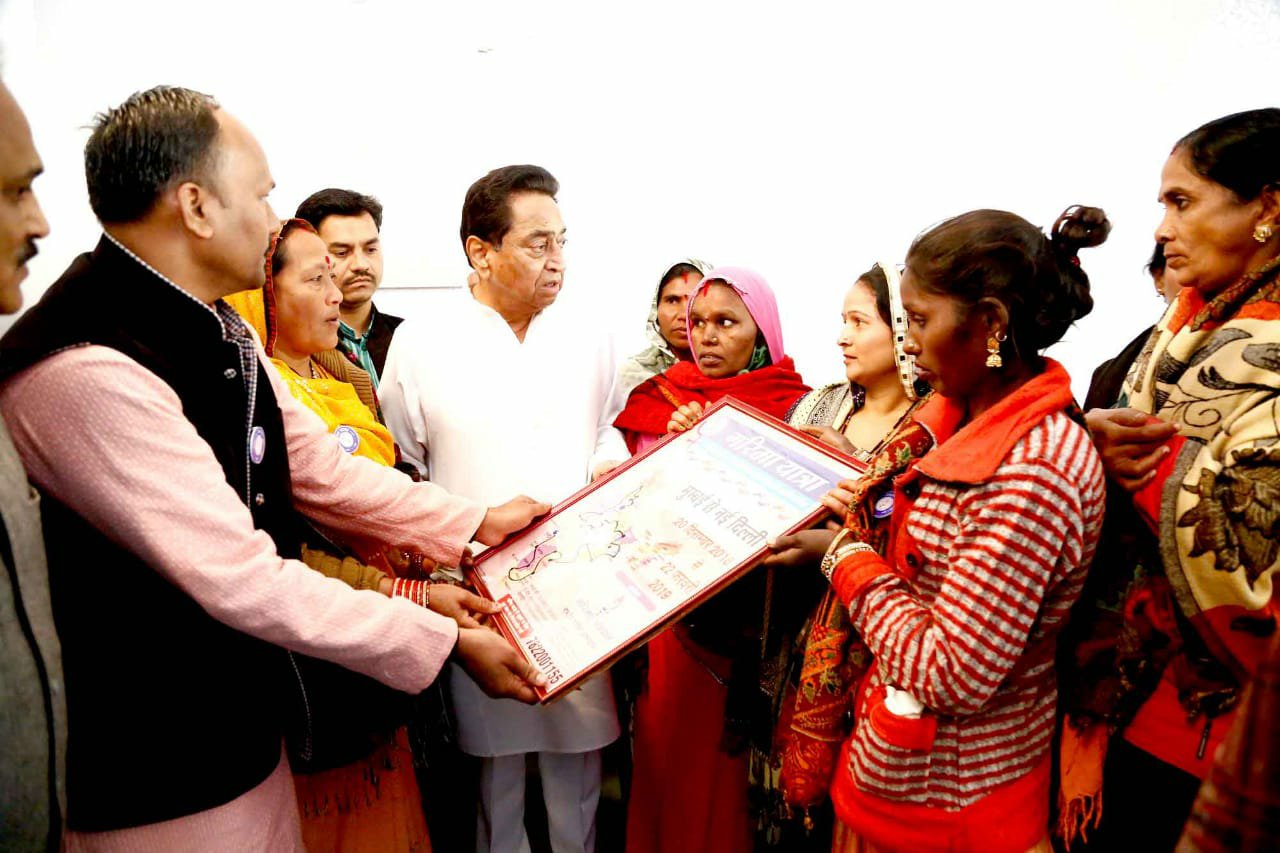 राष्ट्रीय गरिमा अभियान यात्रा दल मध्य प्रदेश के मुख्यमंत्री कमलनाथ से की मुलाक़ात | New India Times