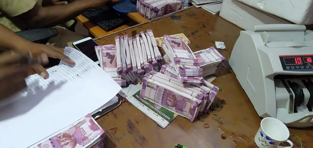 बुलढाणा जिले में 1 करोड़ 10 लाख रुपये के जाली नोट जप्त, एक गिरफ्तार | New India Times