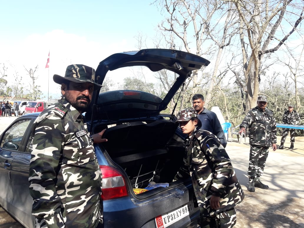 भारत-नेपाल बार्डर पर एसएसबी व पुलिस ने बढ़ाई गश्त | New India Times
