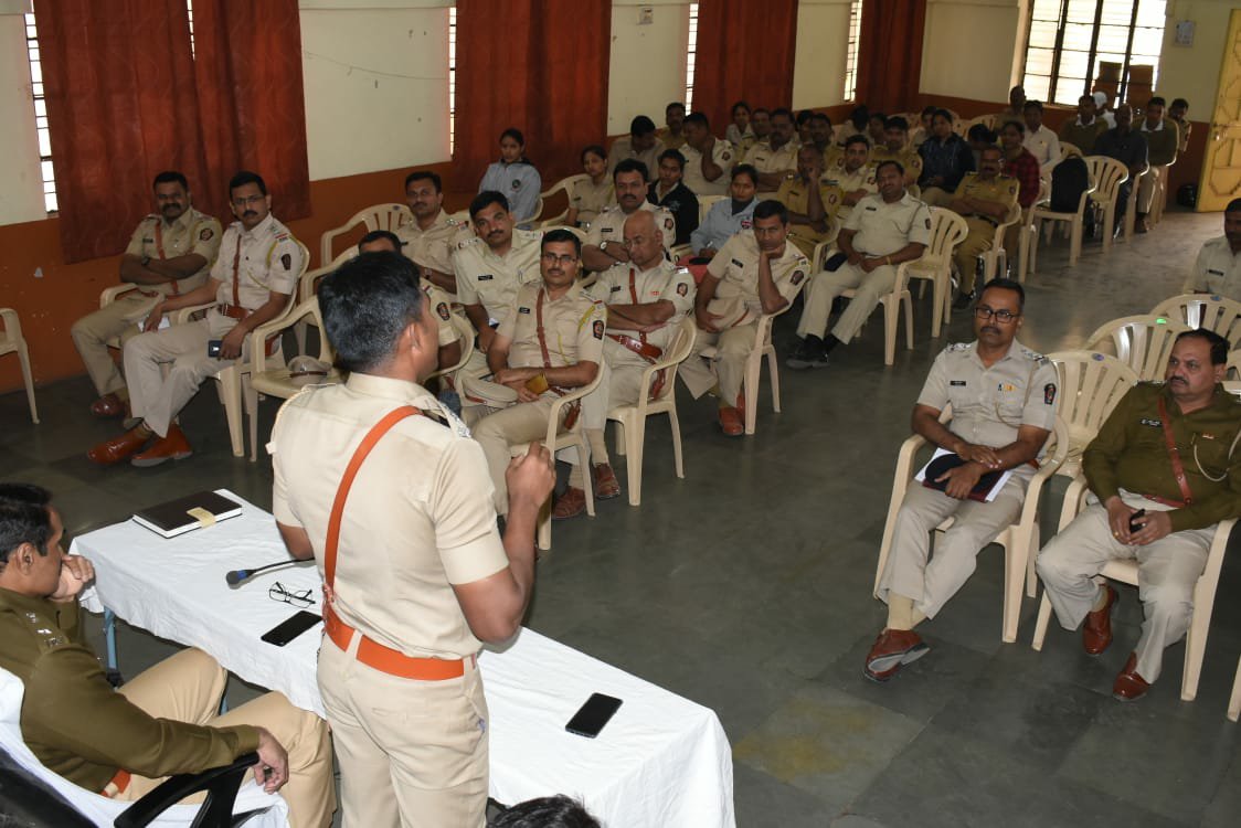 महत्वपूर्ण नेताओं के दौरे के समय भीड़ तंत्र पर पैनी नजर और चुस्त सुरक्षा व्यवस्था रखे:- संदीप गावीत | New India Times