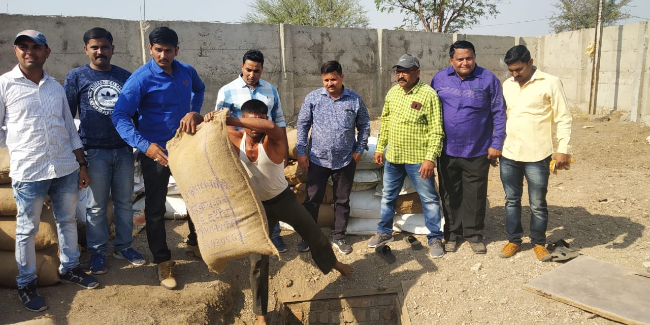 10 लाख रुपए से अधिक के गांजा (भंग) सहित एक आरोपी गिरफ्तार दो आरोपी फरार, महाशिवरात्रि पर बडे़ पैमाने पर होता है भांग का इस्तेमाल | New India Times