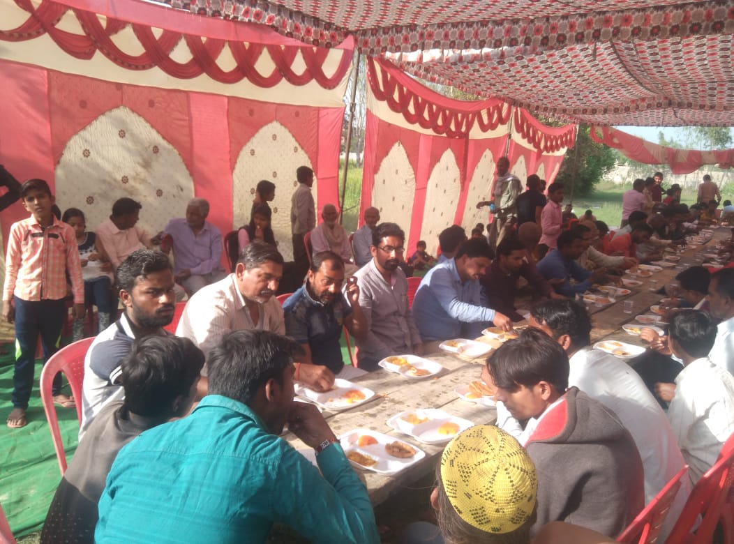 खीरों कस्बा क्षेत्र अंतर्गत नरवीर बाबा में कन्या भोज का हुआ आयोजन | New India Times