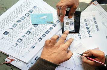 फोटोयुक्त पहचान पत्र से ही मतदाता कर सकेंगे मतदान | New India Times