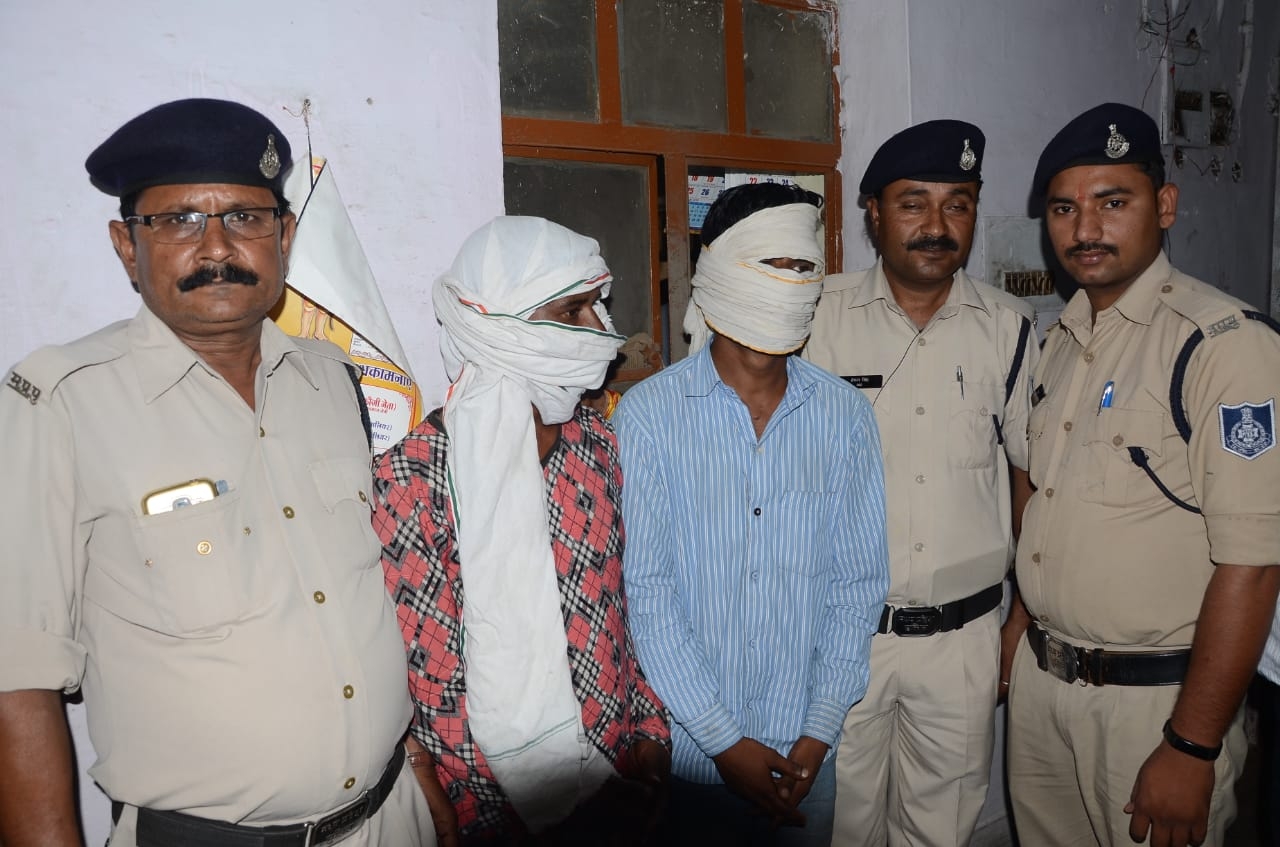 दो शातिर लुटेरे गिरफ्तार, दो वारदातों का हुआ खुलासा | New India Times