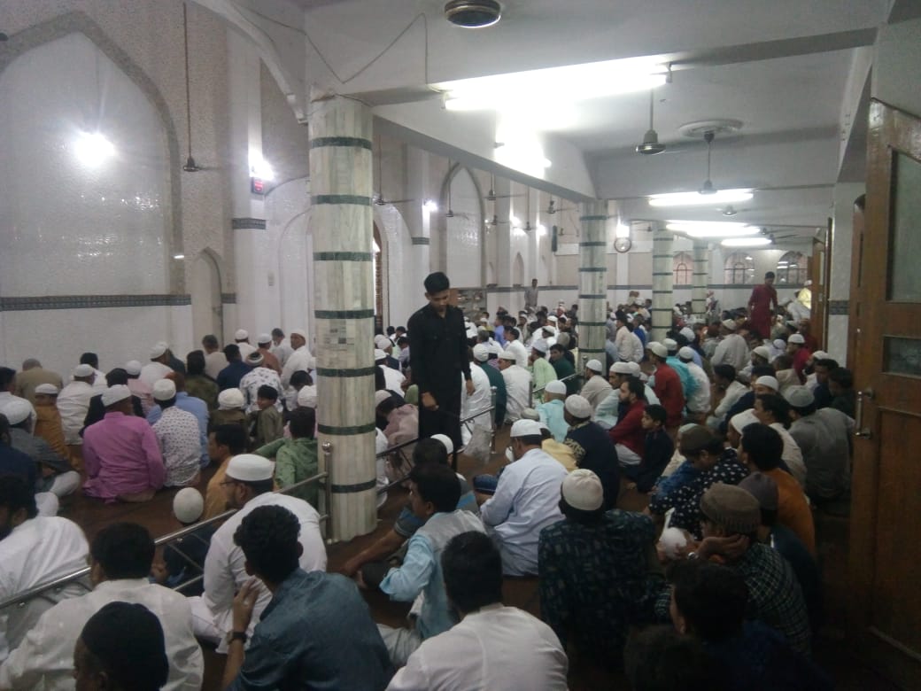 राजधानी भोपाल में विभिन्न स्थानों पर ईद-उल-फ़ितर की नमाज़ शान्तिपूर्वक अदा की गई | New India Times