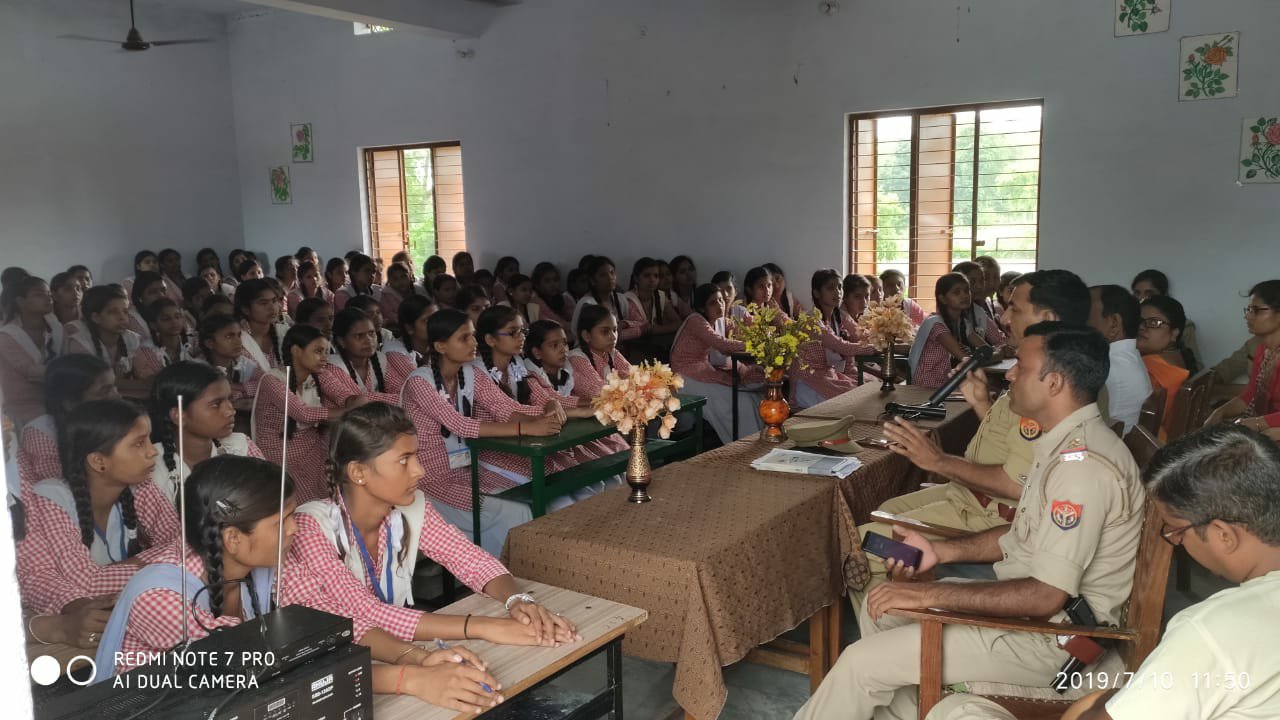 बालिका सुरक्षा एवं जागरुकता अभियान के तहत छात्राओं को किया गया जागरूक | New India Times