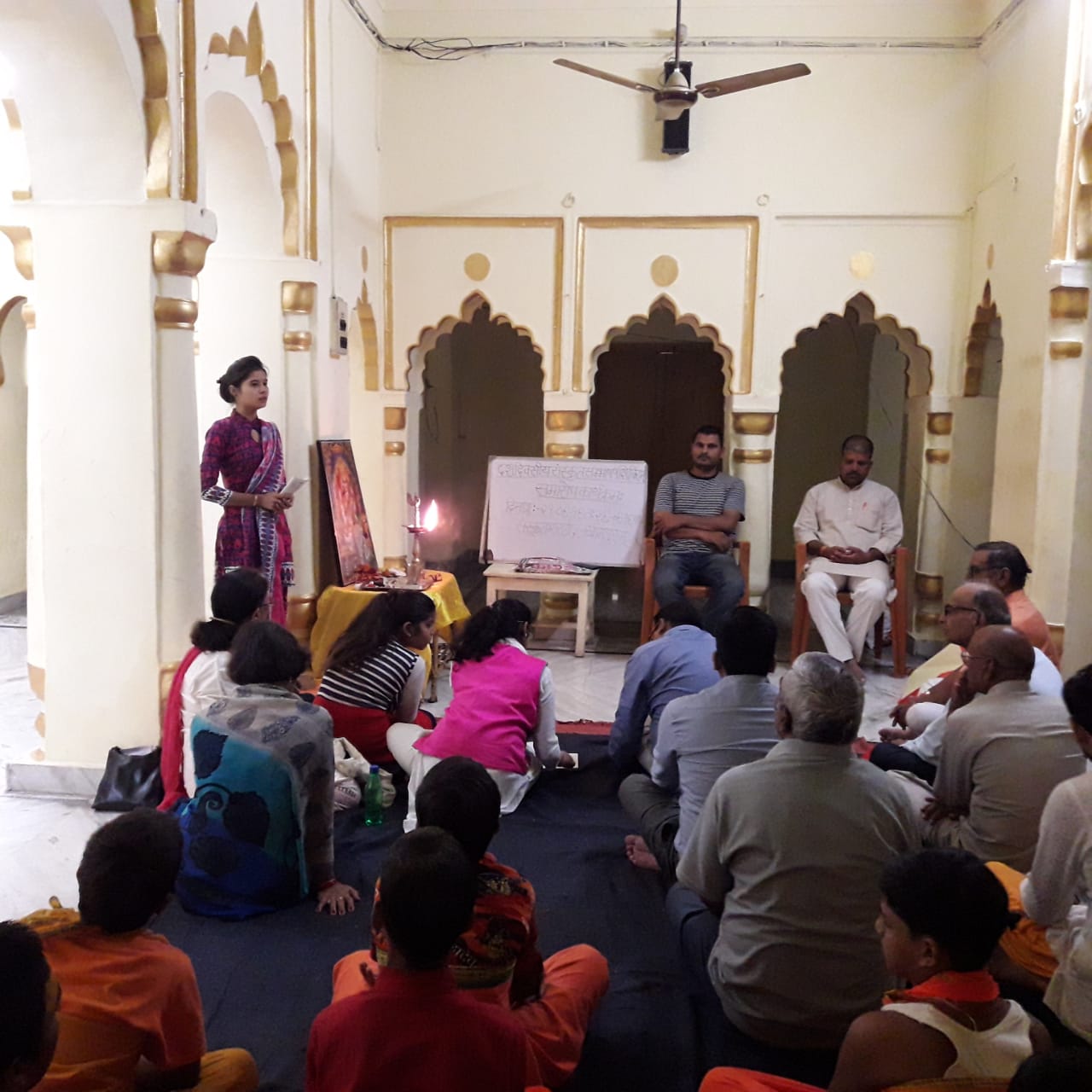 सामाजिक लोगों ने सीखा संस्कृत बोलना, संस्कृत सम्भाषण शिविर का हुआ समापन | New India Times