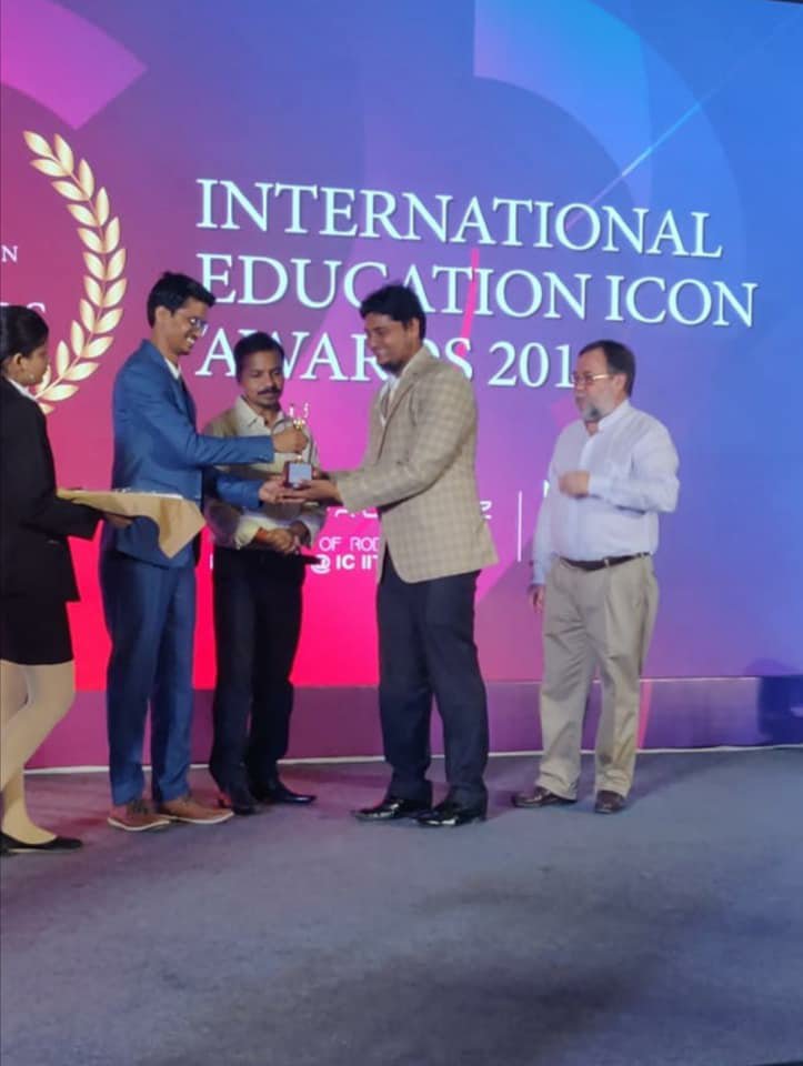 यवतमाल के प्रोफेसर वसीम बशीर खान दिल्ली में आयोजित अंतर्राष्ट्रीय शैक्षणिक परिषद में उत्कृष्ट विज्ञान शिक्षक के रूप में हुए सम्मानित | New India Times