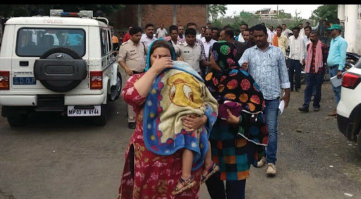 तेलंगाना राज्य से ठगी कर भागे 4 विदेशी (ईरानी) नागरिकों को मध्यप्रदेश के सागर जिले से किया गया गिरफ्तार | New India Times