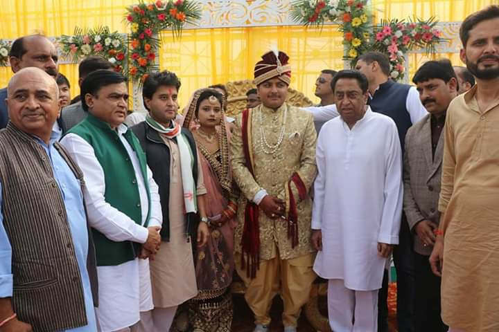 मुख्यमंत्री श्री कमलनाथ एवं कांग्रेस के महासचिव श्री ज्योतिरादित्य सिंधिया विवाह समारोह में हुए शामिल | New India Times