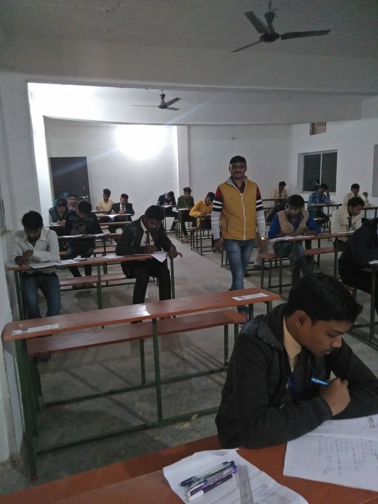 सोनभद्र में पॉलिटेक्निक परीक्षा- 2019 के प्रथम दिन 241 परिक्षार्थियों में से 167 प्रशिक्षार्थी रहे उपस्थित | New India Times