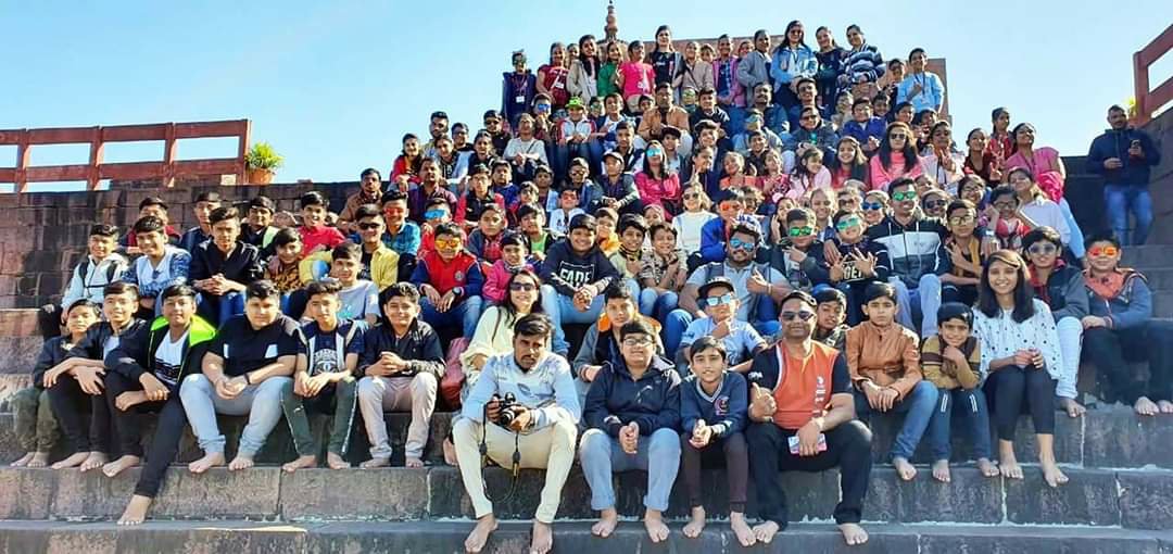 अर्वाचीन इंडिया स्कूल के 125 विद्यार्थियों ने राजधानी भोपाल का किया शैक्षणिक भ्रमण | New India Times
