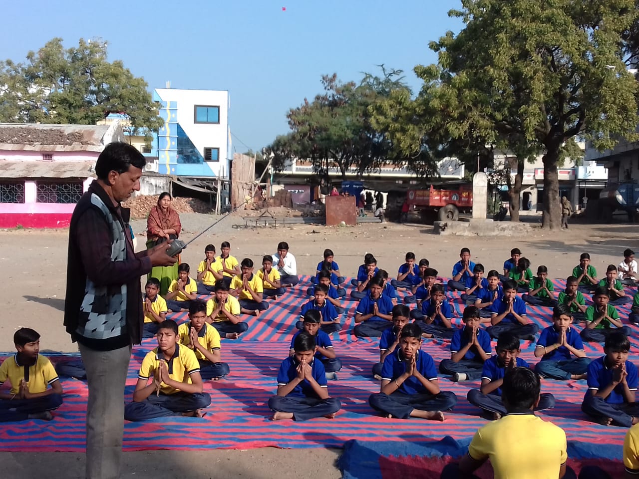 स्वामी विवेकानंद जयंती के अवसर पर किया गया सूर्य नमस्कार का आयोजन | New India Times