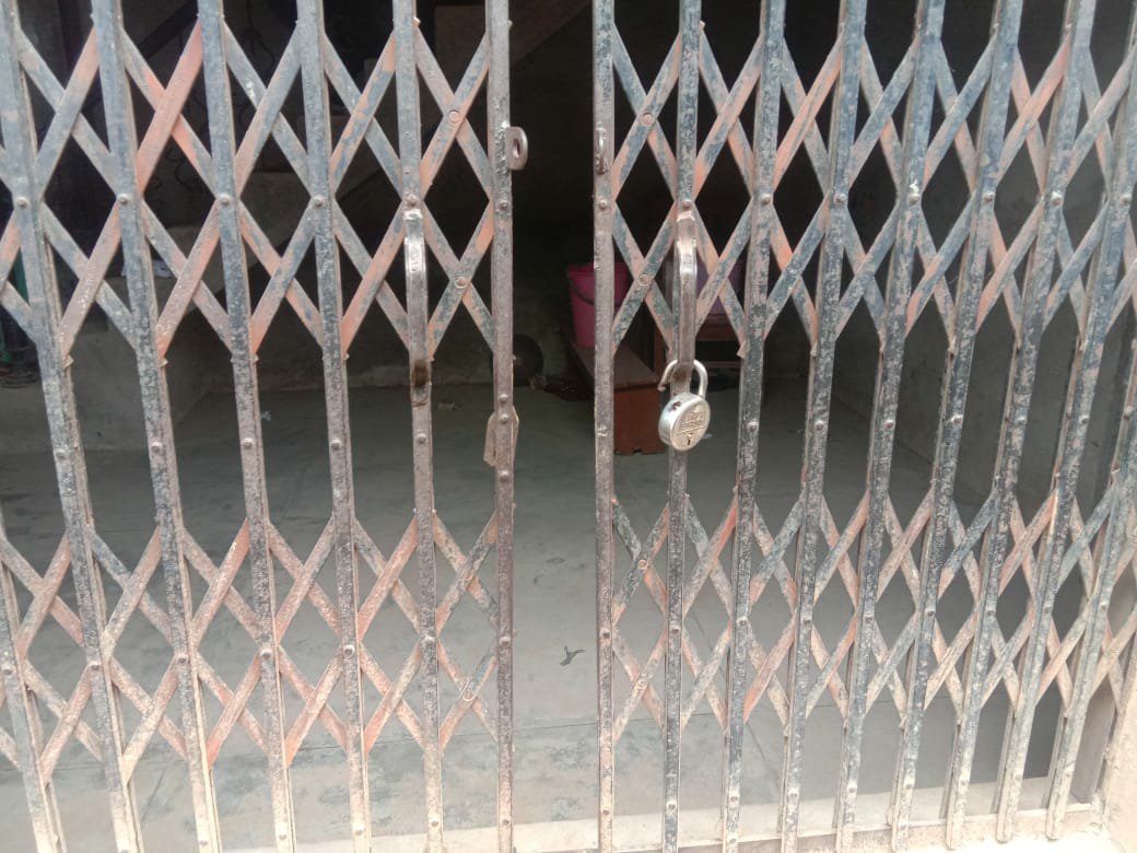 थाना कोतवाली देहात के दुनक्का तिराहे से कुछ ही दूरी पर किराना दुकान को चोरों ने बनाया निशाना | New India Times