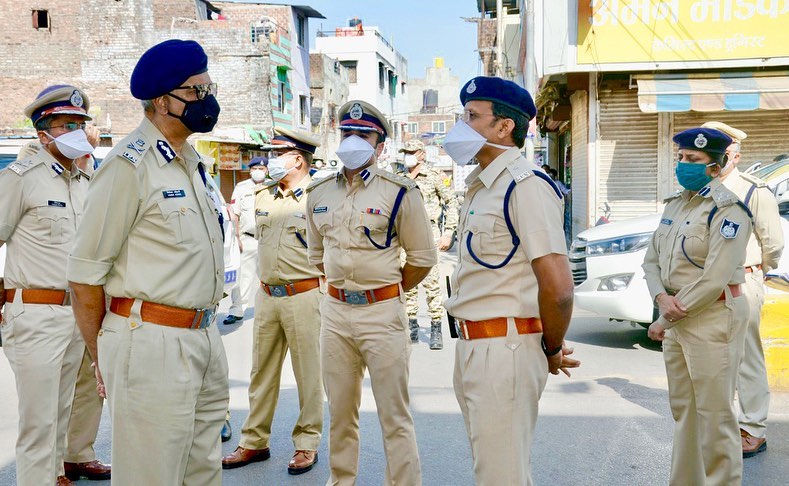 उज्जैन पहुंचे मध्य प्रदेश के डीजीपी वीके जौहरी ने की उज्जैन जिला पुलिस की तारीफ | New India Times