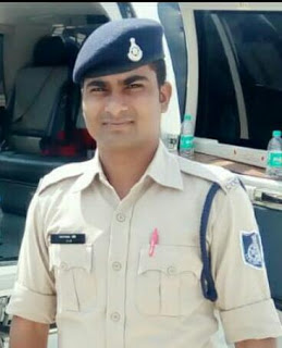 सड़क दुर्घटना में दो पुलिस आरक्षकों की घटना स्थल पर ही दर्दनाक मौत | New India Times