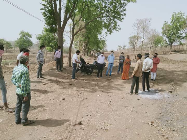 जिला पंचायत अध्यक्ष श्रीमती अनीता चैाहान ने मनरेगा कार्यों का किया अवलोकन | New India Times