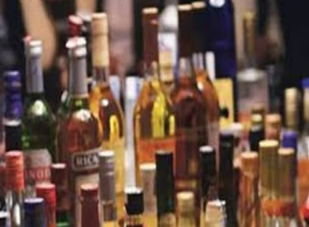शिवराज सरकार का शराब दुकानें खोलने का निर्णय अनुचित, प्रदेश सरकार मंदिर, मस्जिद, चर्च, गुरुद्वारा को भी खोलने की अनुमति दे: चौधरी  | New India Times