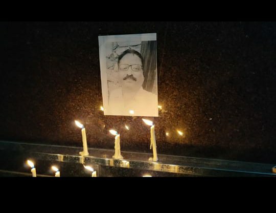 कोरोना योद्धा पत्रकार पंकज कुलश्रेष्ठ को श्रद्धांजलि देने के लिए शोक सभा का हुआ आयोजन | New India Times