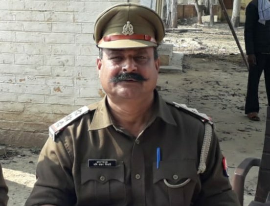 घूसखोरी के पाठ पढ़ाने वाले थानेदार को पुलिस अधीक्षक ने किया निलंबित | New India Times